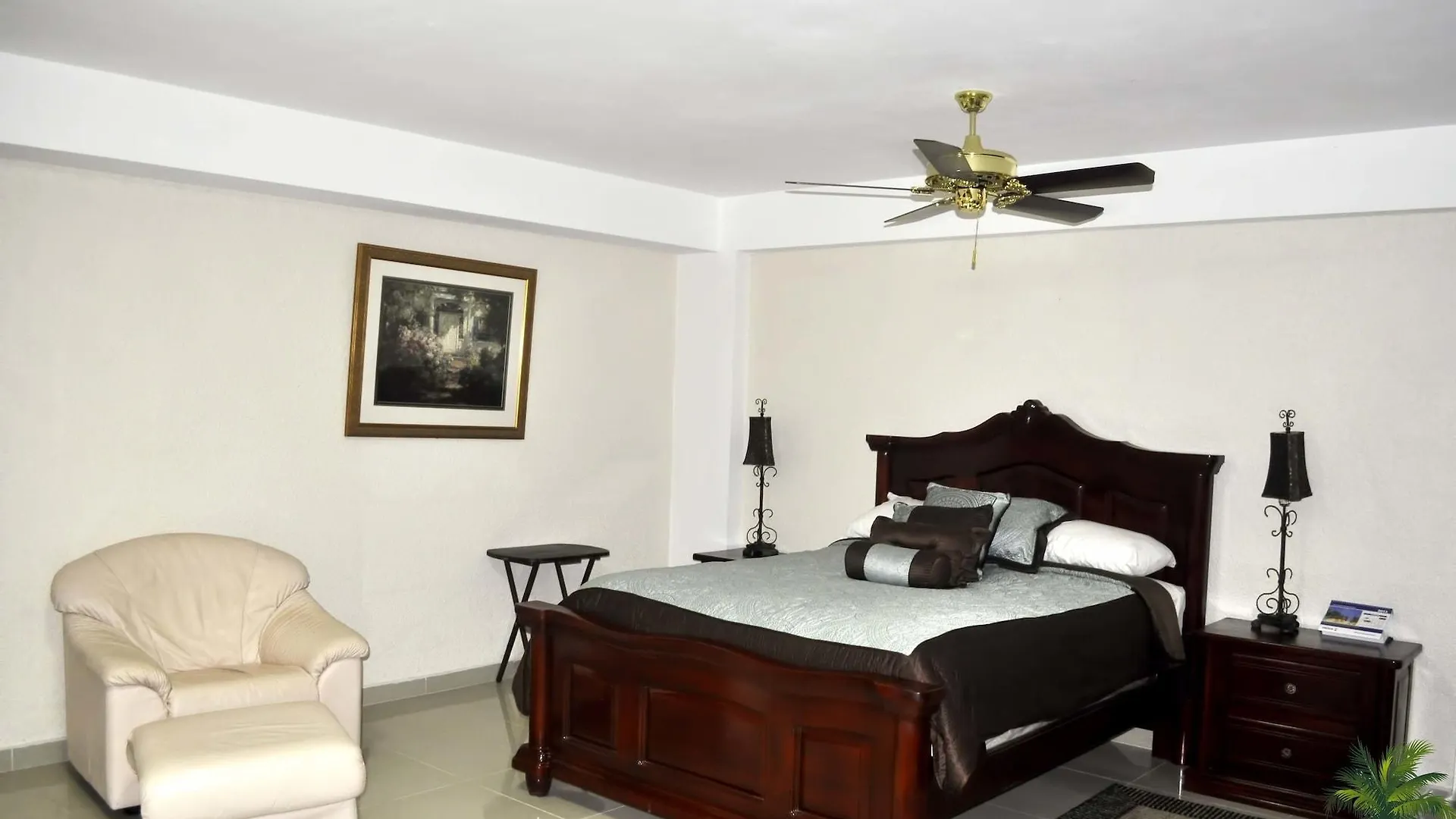 Le Paradis S. Hotel Cap-Haitien
